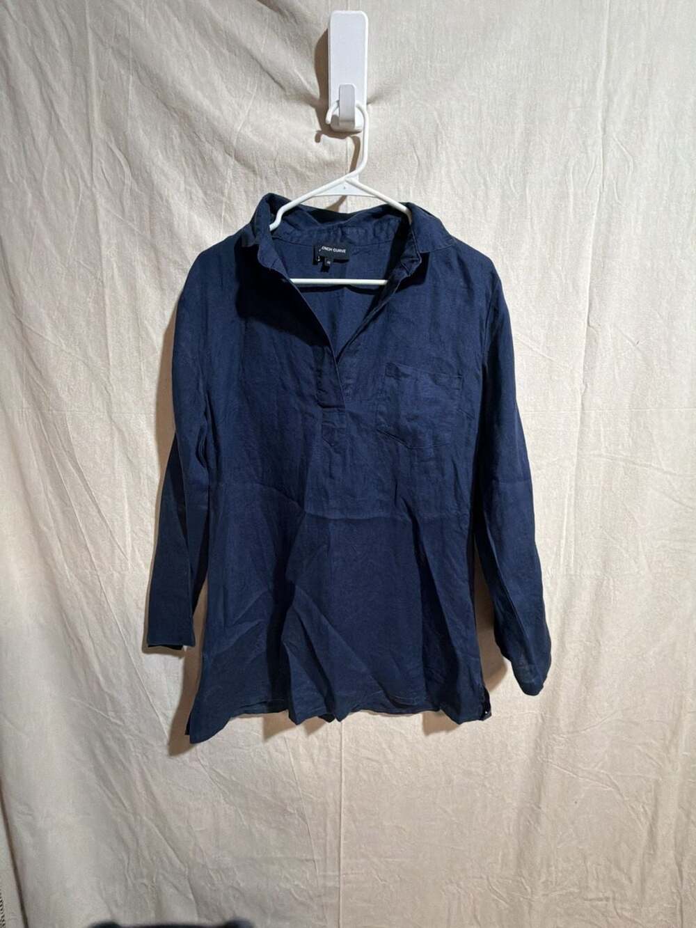 French Curve Women's 100% Linen Navy Long Sleeve V-Neck Tunic Top